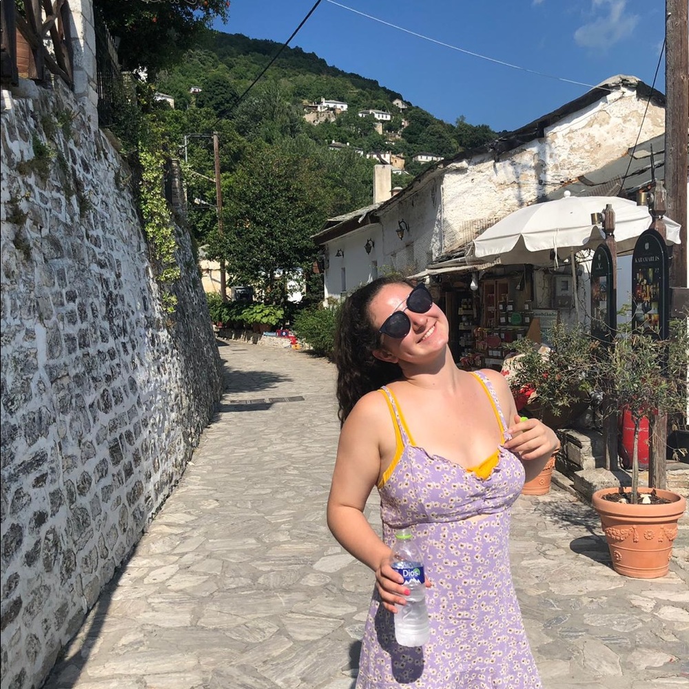 Meet your Posher, Lior